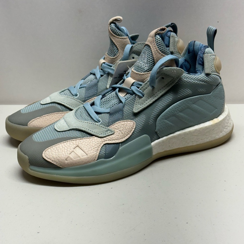 NEW ADIDAS ZONE BOOST KING PUSH PUSHA T ‘KING MEN’S SIZE 10 BASKETBALL SHOES